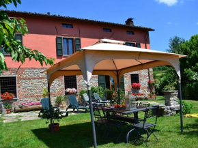 Independent Tuscan Holiday Home with Garden and Valley views Pieve Fosciana